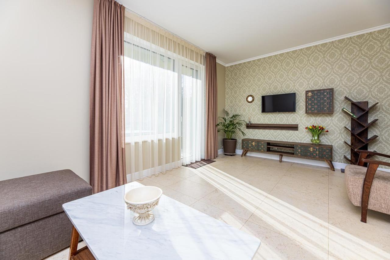 Sakura_Inn Palanga Esterno foto