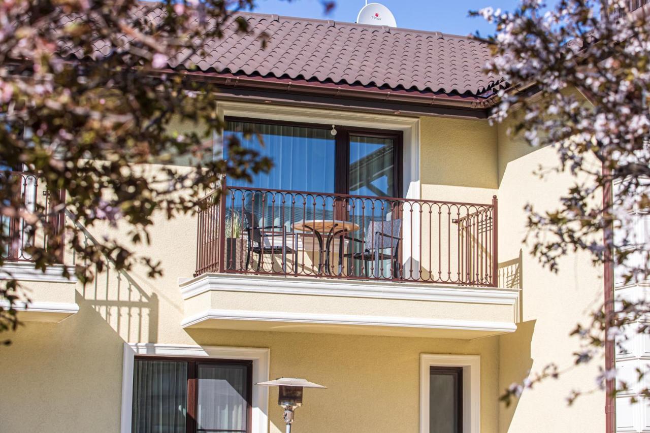 Sakura_Inn Palanga Esterno foto